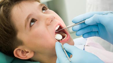 قبل از یک‌ سالگی اولین ویزیت دندان‌پزشکی کودک
