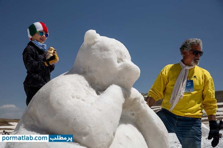 برف بازی و ساخت مجسمه‌های برفی در توچال
