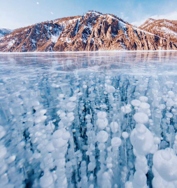 دریاچه بایکال روسیه در زمستان
