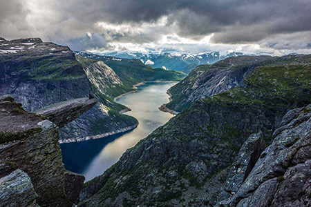 ترول تونگا از جاذبه های دیدنی نروژ